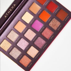 Bad Habit ATHENA PALETTE